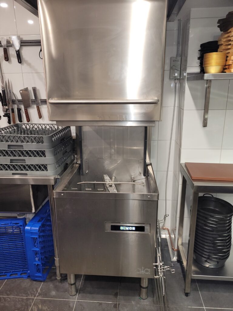 AT1401, commercial pass-through dishwasher